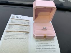 -威德钻石-克拉钻大本营(南京东路店)