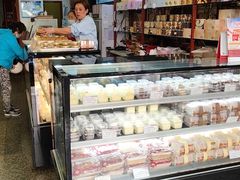 -红宝石·鲜奶小方·海派西点房(控江店)