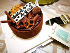 -半勺舒舒生日蛋糕店