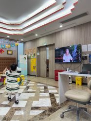 -睿宝儿科·眼科·口腔(静安大悦城门诊部)