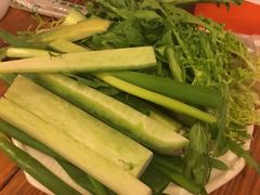 -闯关东东北农家菜(崂山石老人店)