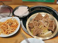 -猪啊牛呀羊啊铜盘烤肉(正大广场店)