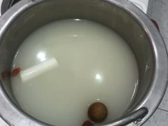 -龍歌自助小火锅(市南金茂湾店)