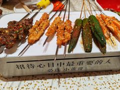 -小董哥烤串·爆汁大油边(故宫店)