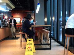 -The Habit Burger Grill 哈比特汉堡(复兴soho店)
