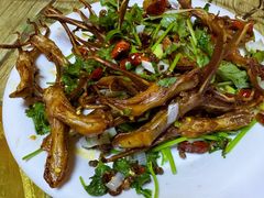 -超越海鲜屋(飞龙物业店)