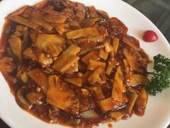 -金牌餐厅·天津菜·八珍豆腐·老爆三(瓷房子店)