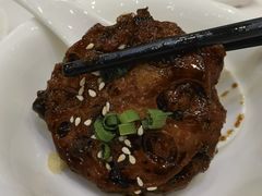 鹅肝酱香煎莲藕饼-御彩酒家(东风东路店)