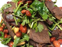 香菜拌牛肉-西大酒店