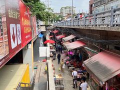 -鸿通城购物中心