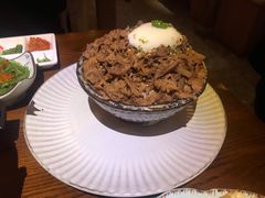 豪华五层牛肉饭-二丁目食堂(铁西星摩尔店)