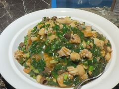 四海捞饭-瓦国小镇·果木烤鸭·融合菜(西口店)