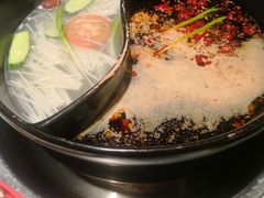 -钢管厂五区小郡肝串串香(蜀都万达店)