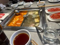 -海底捞火锅(新松江路生日主题店)