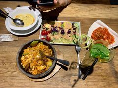牛肉石锅拌饭-花腰餐吧Bistro烧烤 傣味(传媒大学店)
