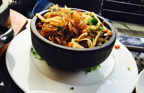 Braised Pork and Vermicelli Pot