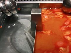 -海底捞火锅(金山百联店)