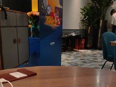 -港丽餐厅(来福士店)