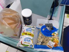 -新田360广场(上海华侨城店)