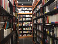 -西西弗书店&矢量咖啡(壹方购物中心店)