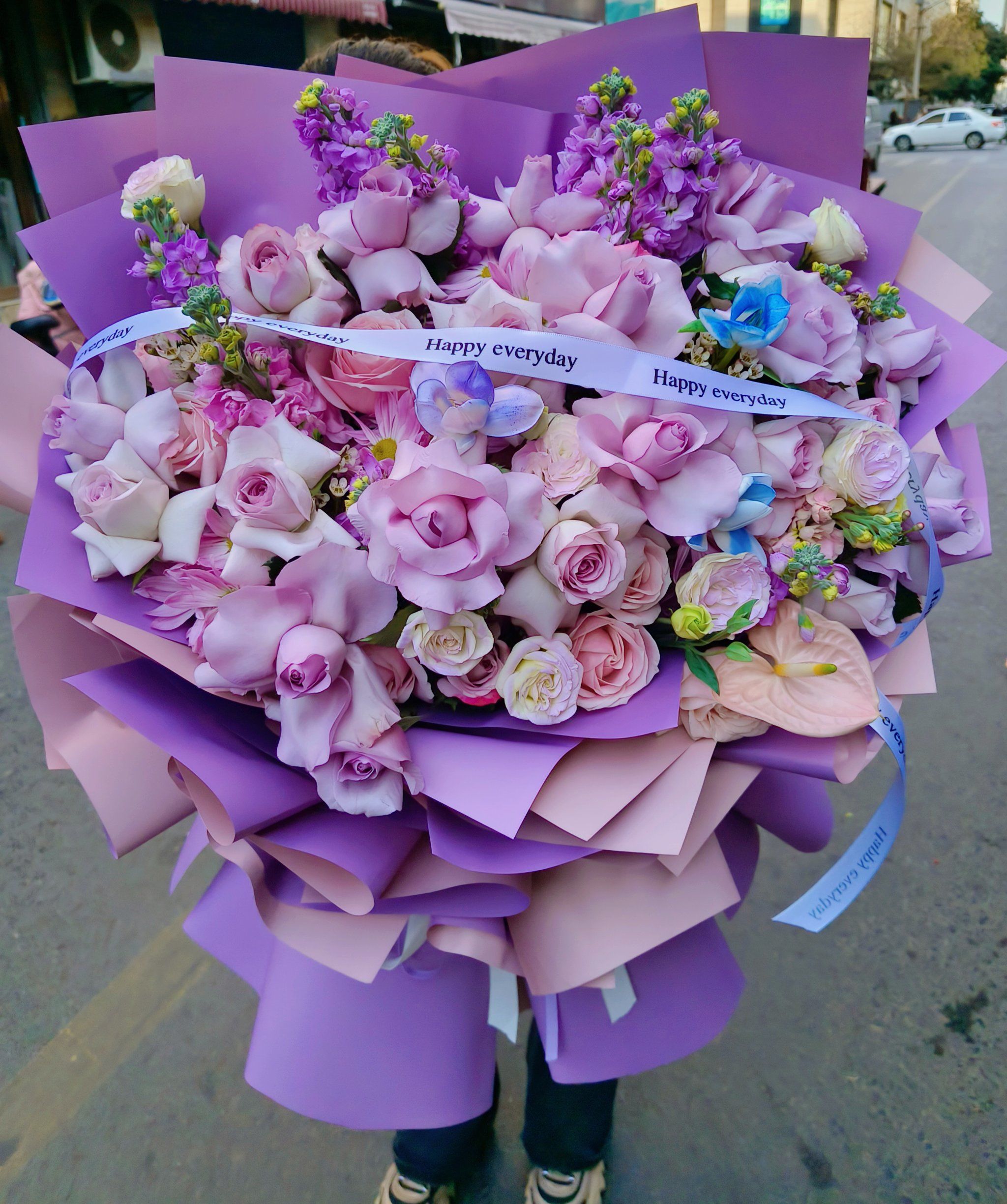 大束鲜花送朋友哦