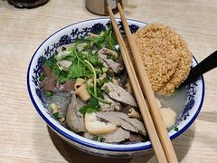小潘记特色鸭血粉丝汤-小潘记鸭血粉丝汤