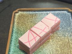 -铭牛烧肉·和牛海鲜自助(高新月牙湖店)