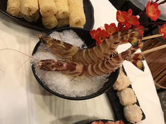 -鲜入围煮花胶鸡海鲜火锅