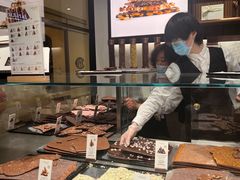 -Laderach 莱德拉(上海环贸iapm店)