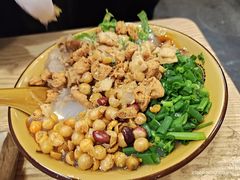 -张公桥美食街
