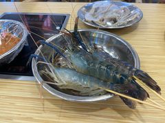 -杨老板·海鲜集市火锅·鲜切牛肉(中防万宝店)