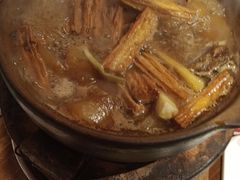 -阿润打边炉·鲜切鸡煲(华漕店)