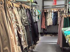 -URBAN REVIVO(北京斯普瑞斯奥特莱斯店)