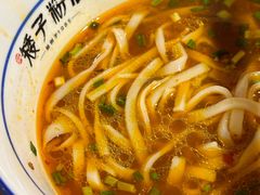 -矮子粉店1985·长沙米粉(湘春路店)