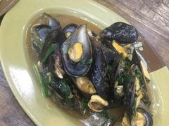 姜葱炒青口-贞姨美食·老字号海鲜大排档