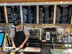 -劳顶笨咖啡(丽水宜家店)