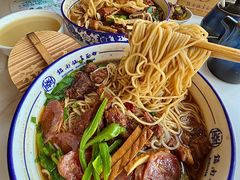 -镇南锅盖面馆(解放路店)