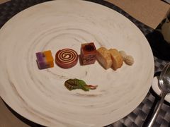 -宁海安岚·南溪阁全日餐厅