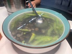 -鑫悦楼煎蟹·16年海鲜大排档
