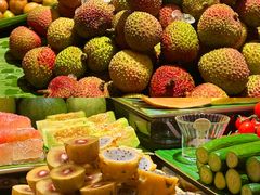 -雍容荟帝王蟹活龙虾展台自助(IFS黑金店)
