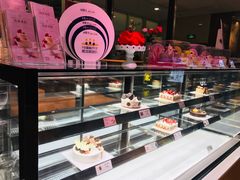 面包甜点陈列柜-巴黎贝甜(龙之梦购物中心虹口店)