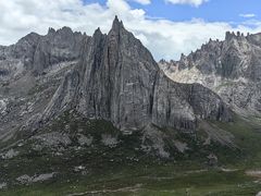 -莲宝叶则景区
