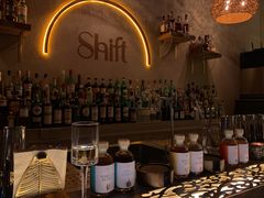 -Shift cocktail bar鸡尾酒吧