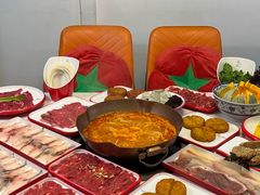 -毛辣果·贵州红酸汤牛肉火锅(西单店)