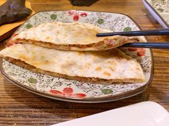 阿拉善驼肉馅饼-格日勒阿妈蒙古厨房(大召店)