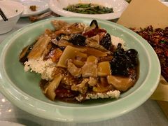 肉片锅巴-新川办餐厅