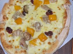 -I HOLIC艾豪丽披萨(KKone店)