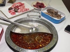 -嘎琉鲜切牛肉自助火锅