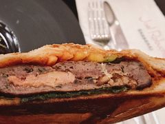 -Salon de The de Joel Robuchon(外滩18号店)