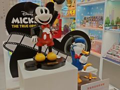 -泡泡玛特POPMART(上海环球港店)